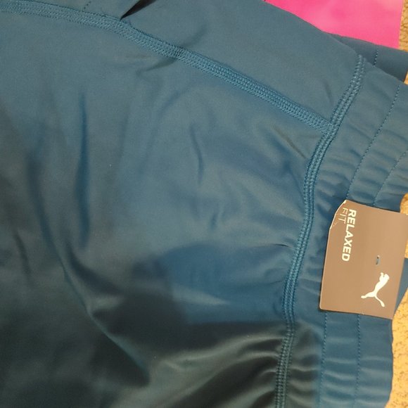 PUMA Tracksuit - Picture 2 of 7